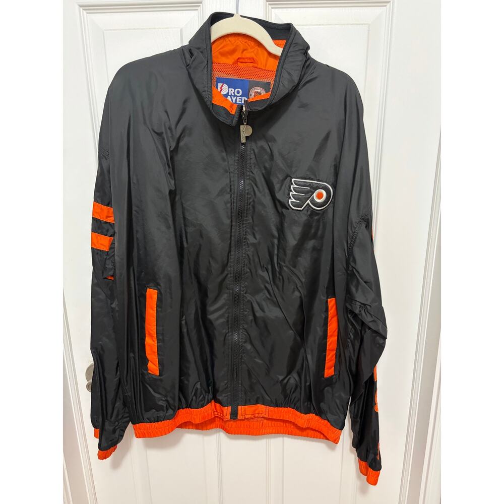 Vintage Philadelphia Flyers pro player windbreaker jacket- size XL- Spell out